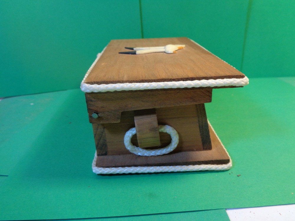 Flying Seagull Wooden Trinket Box, Nautical Pattern (Used/EUC)