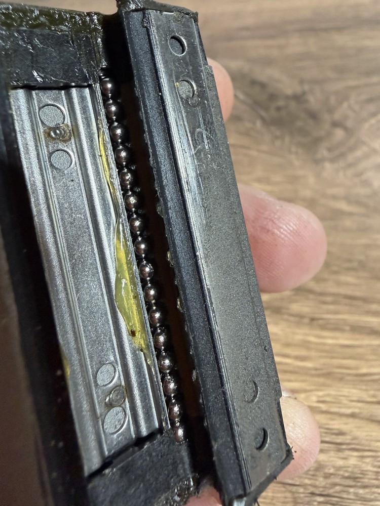 THK SR20W Linear Motion Guide