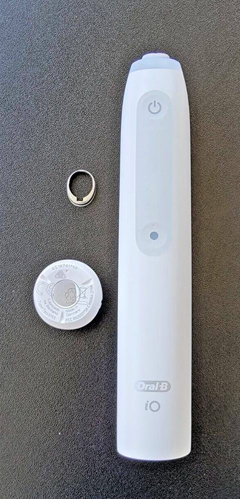 2 NEW Genuine Replacement outer shell for Oral-B iO3.