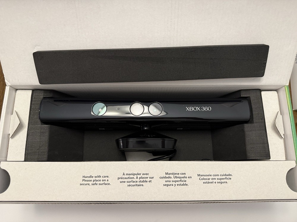 Microsoft Xbox 360 Kinect Motion Sensor Camera Black, CIB, Open Box