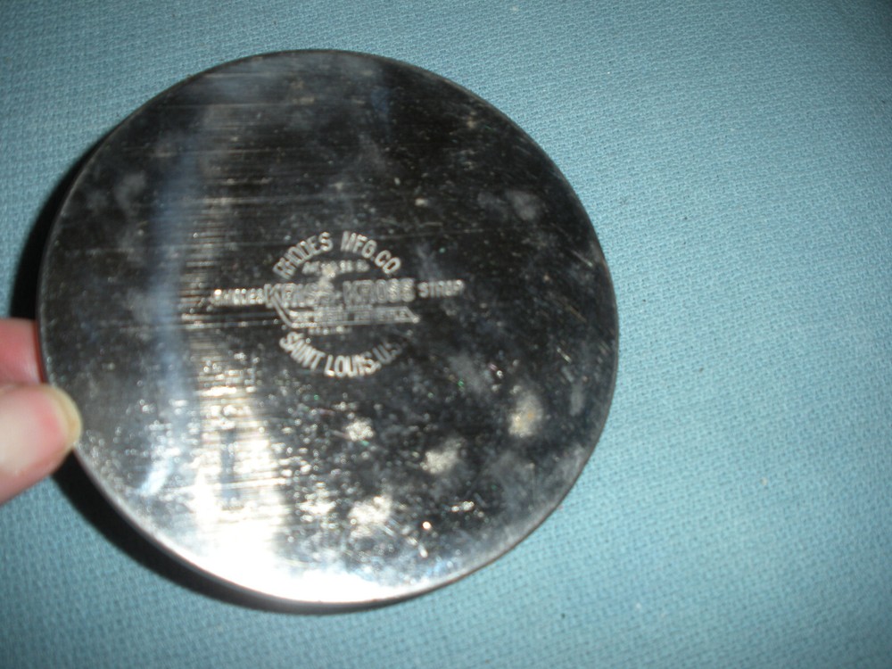 VINTAGE KRISS KROSS STROPPER RAZOR BLADE SHARPENER