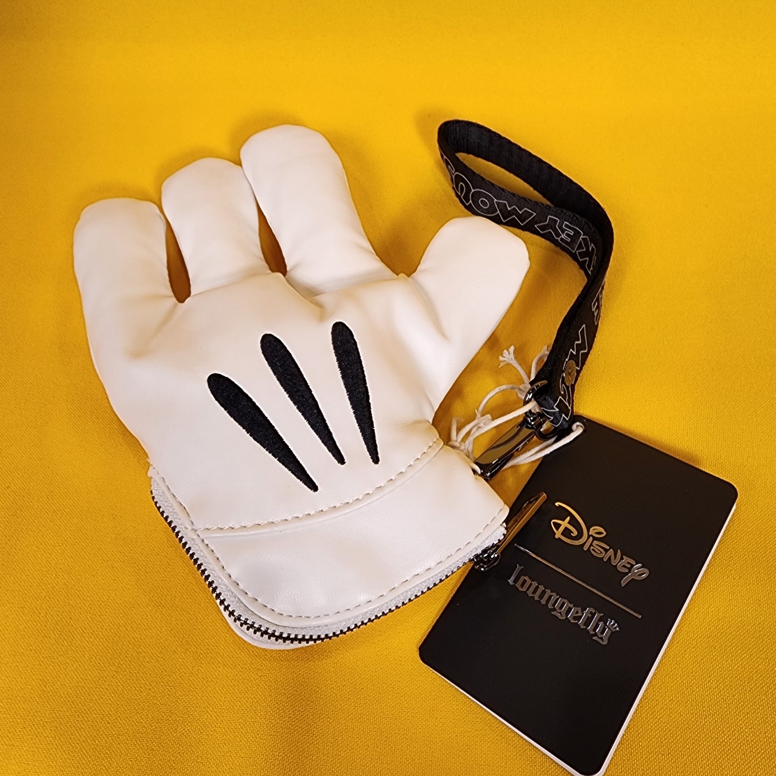 Loungefly Disney Mickey Mouse Hand Figural Glove Cosplay Coin Purse NEW