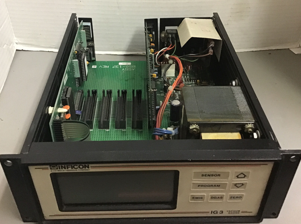 Inficon CC3 Vacuum Gauge (b383)