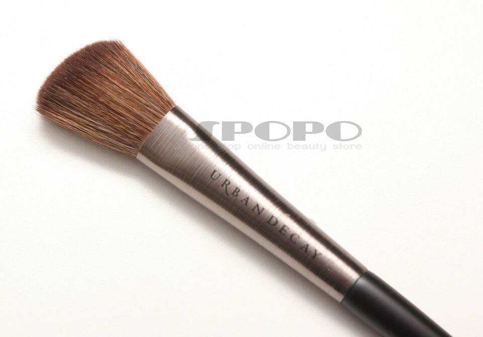 UDPro Collection Diffusing Blush Brush F-107 Makeup Bronzer Brush
