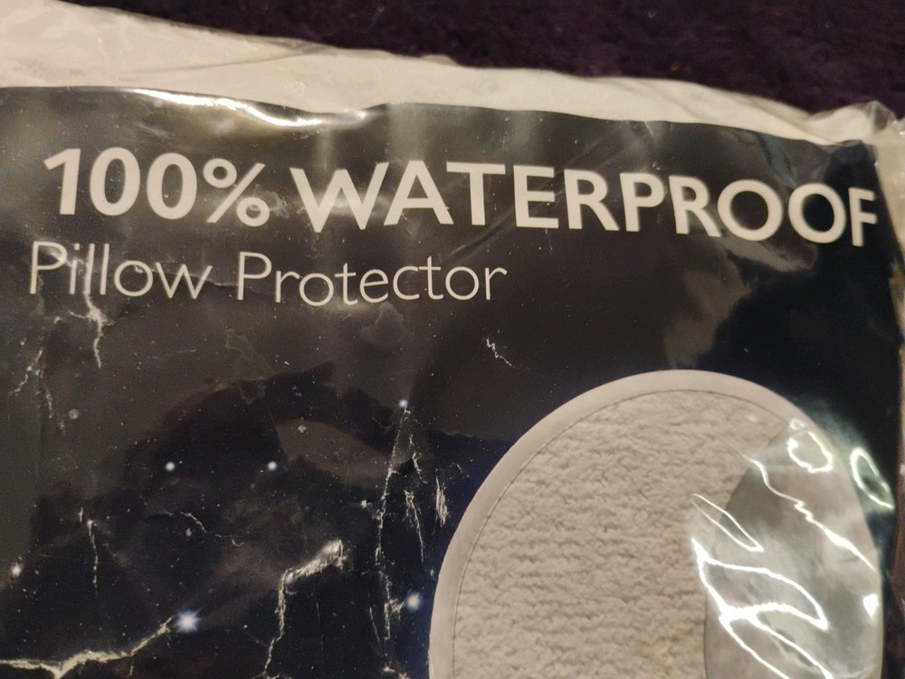 100% Waterproof Pillow Protector 2 Standard Pillow Case