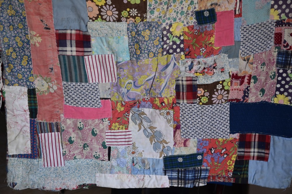 Vintage Patchwork Scrap Quilt Blanket Throw Farmhouse Boho Chic Lap Couch Decor