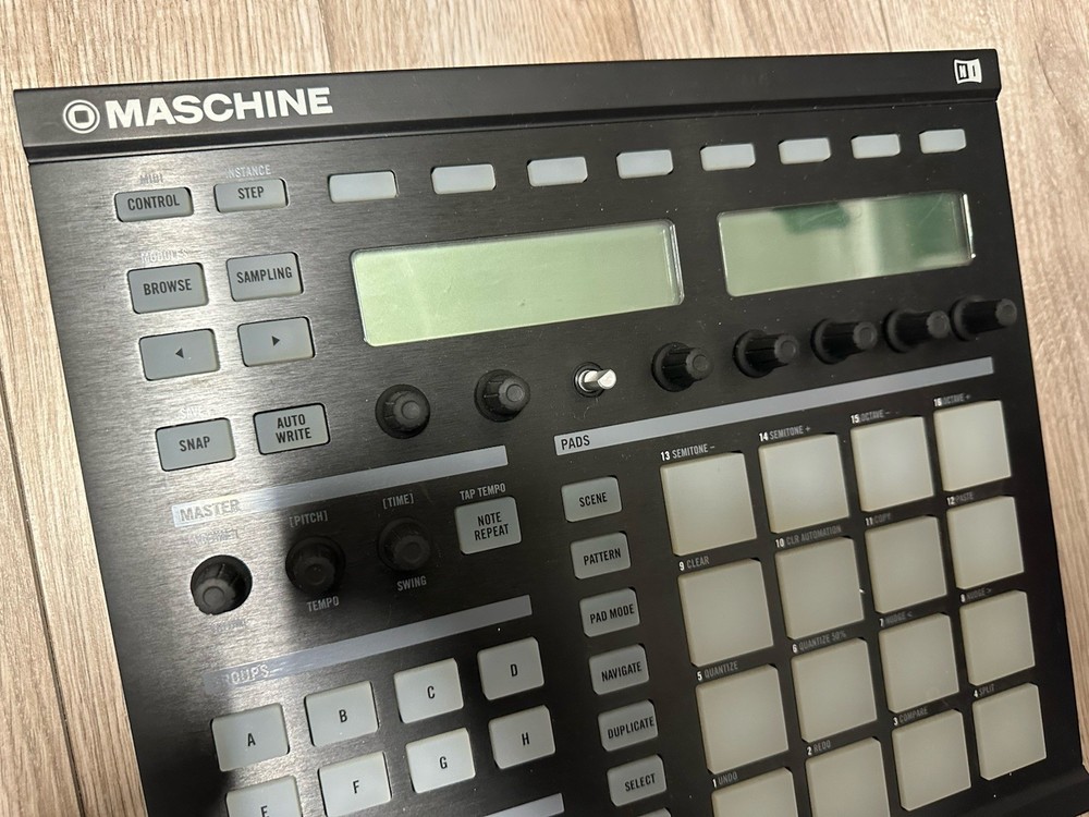 Maschine Groove Production Studio N1 Controller No Software Untested