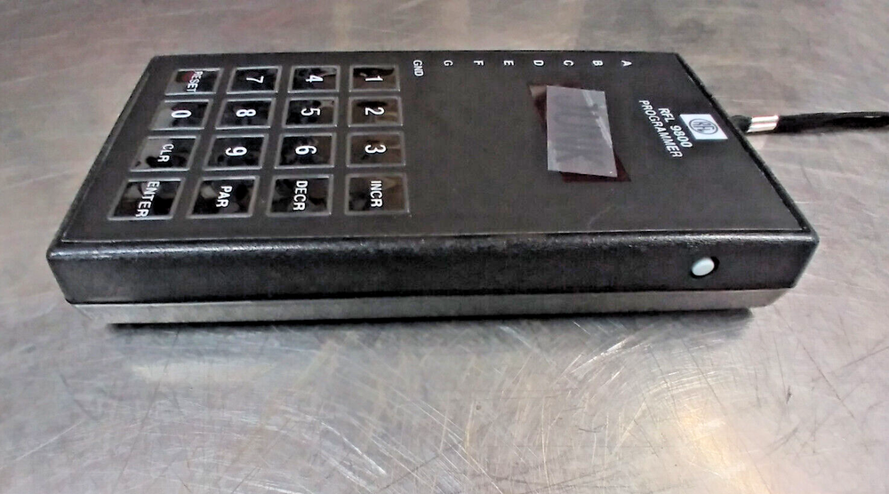 Dowty RFL 9800 Programmer / Calibrator w/ Programming Guide & Case - Parts Only