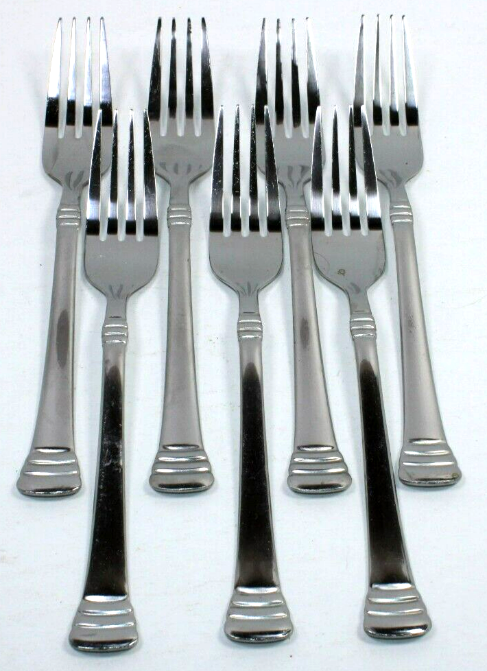 38 Pce. Hampton Silversmiths HSV131 Stainless Flatware, Fork, Knife, Spoon