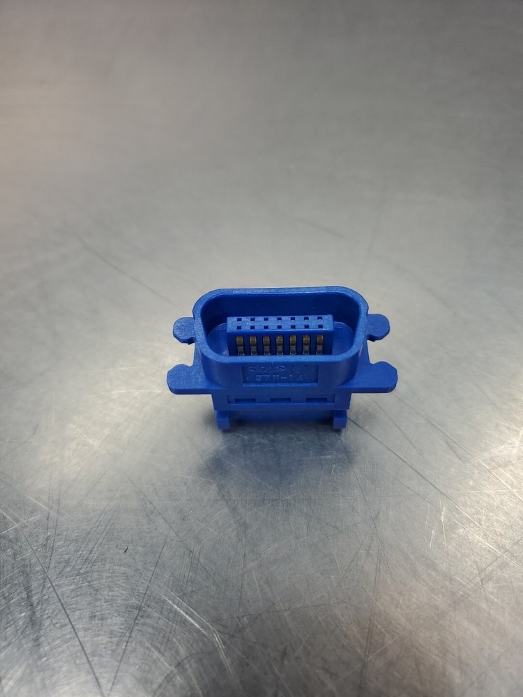 DDK 57F-14 Clamp Interface Connector. 5E-18