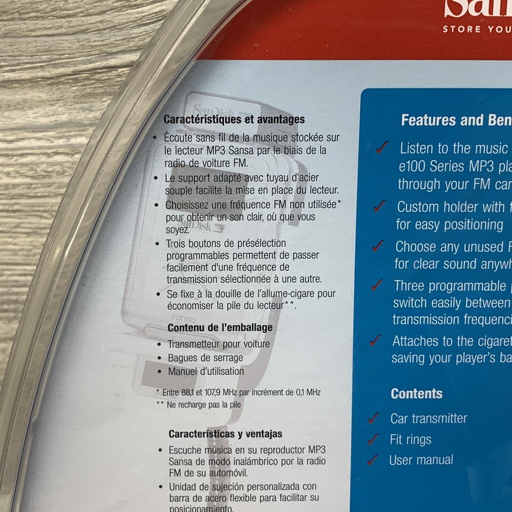 SanDisk Sansa e100 series mp3 player car transmitter New Sealed