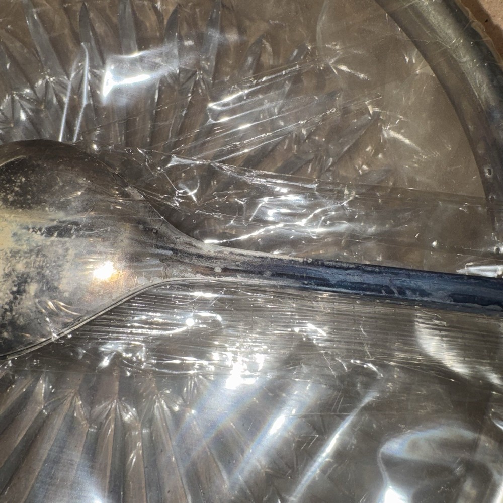 EALES 1779 Silverplated Salad Bowl with Salad Servers