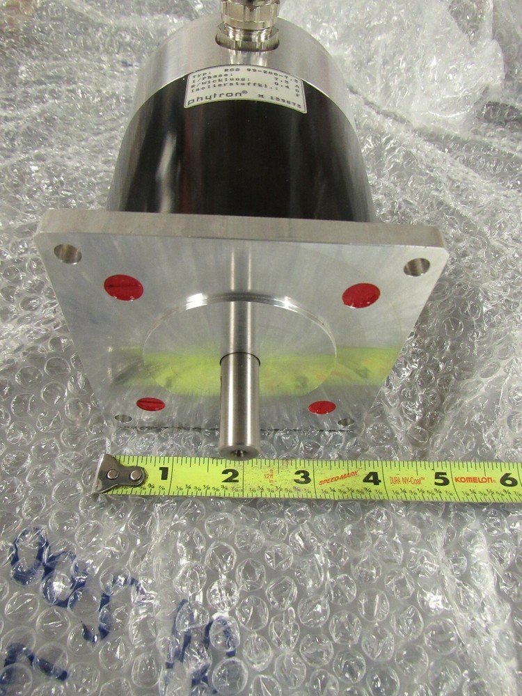 PHYTRON RSS99-200-7,5 7.5A STEPPER MOTOR *NNB*