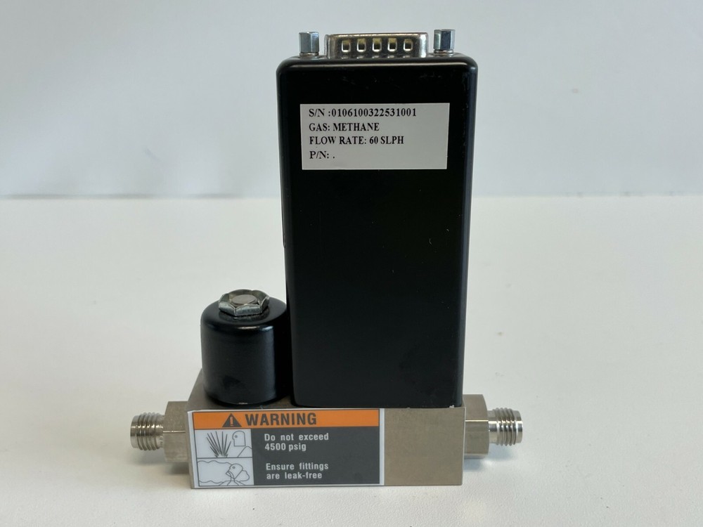 U2: Brooks 5850TR Mass Flow Controller 5850 TR Series