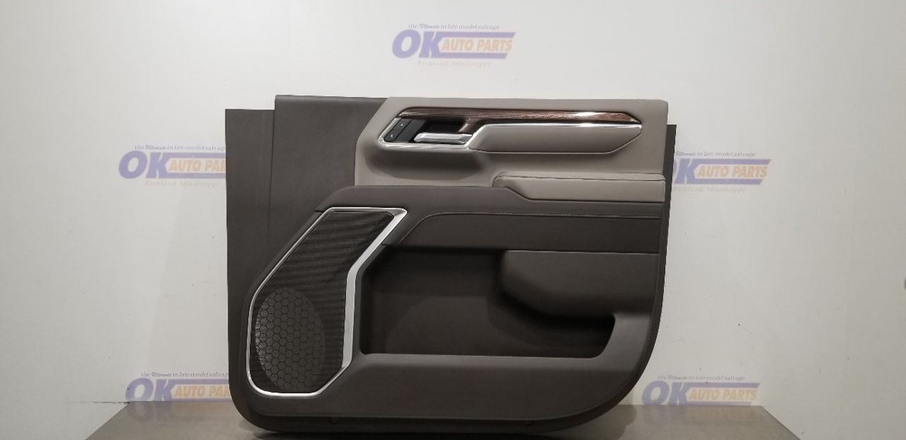 24 CHEVY SILVERADO 2500 LT DOOR PANEL FRONT PASSENGER ATMOSPHERE GRAY CREW CAB
