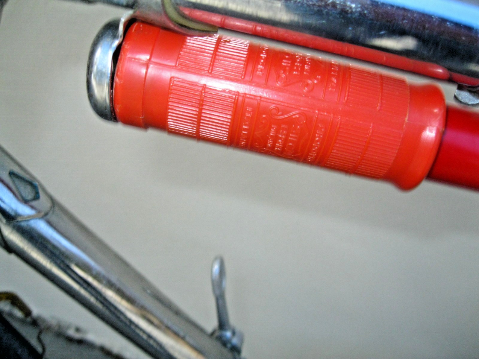 Rare Vintage 1960/Tack ,Road Race bicycle Uncommon parts, Display or ride. 54/55