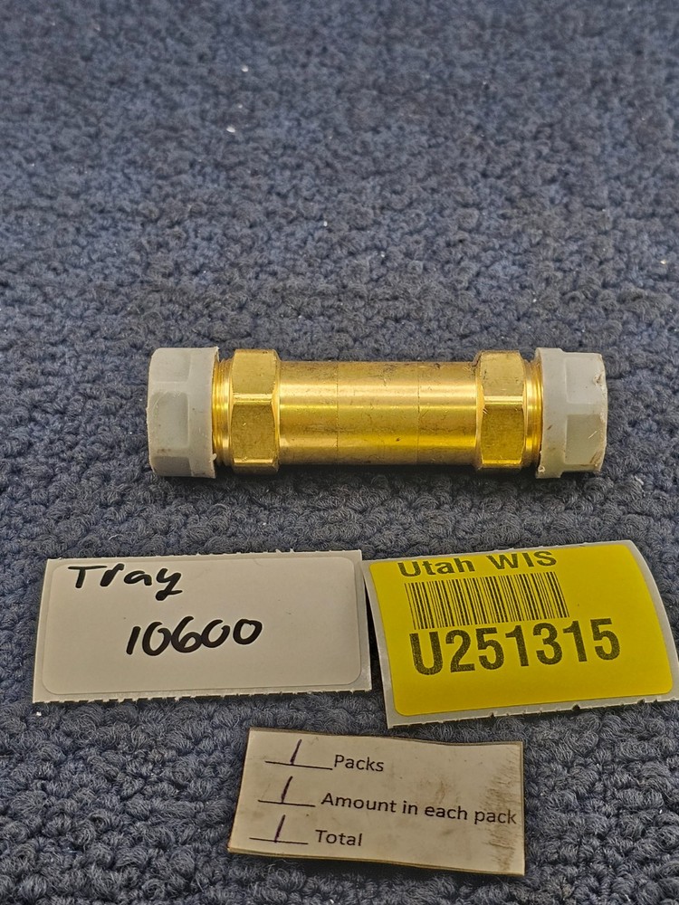 MRCOOL NVCOUPLER-38: 3/8" No-Vac Coupler For Universal Split System