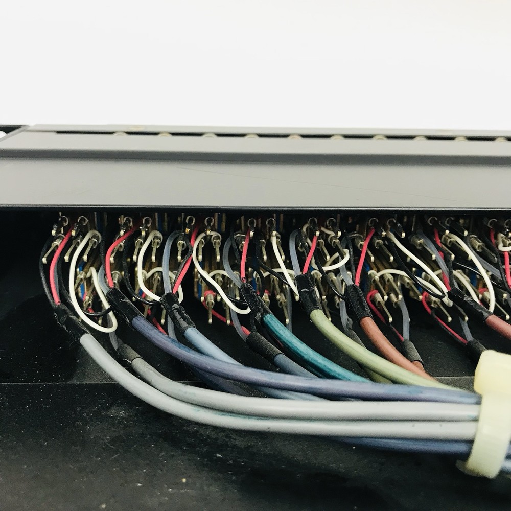 ADC Ultrapatch 48 Point TT Patchbay Panel Cables Pro Patch Bay BJF107-4MKIV