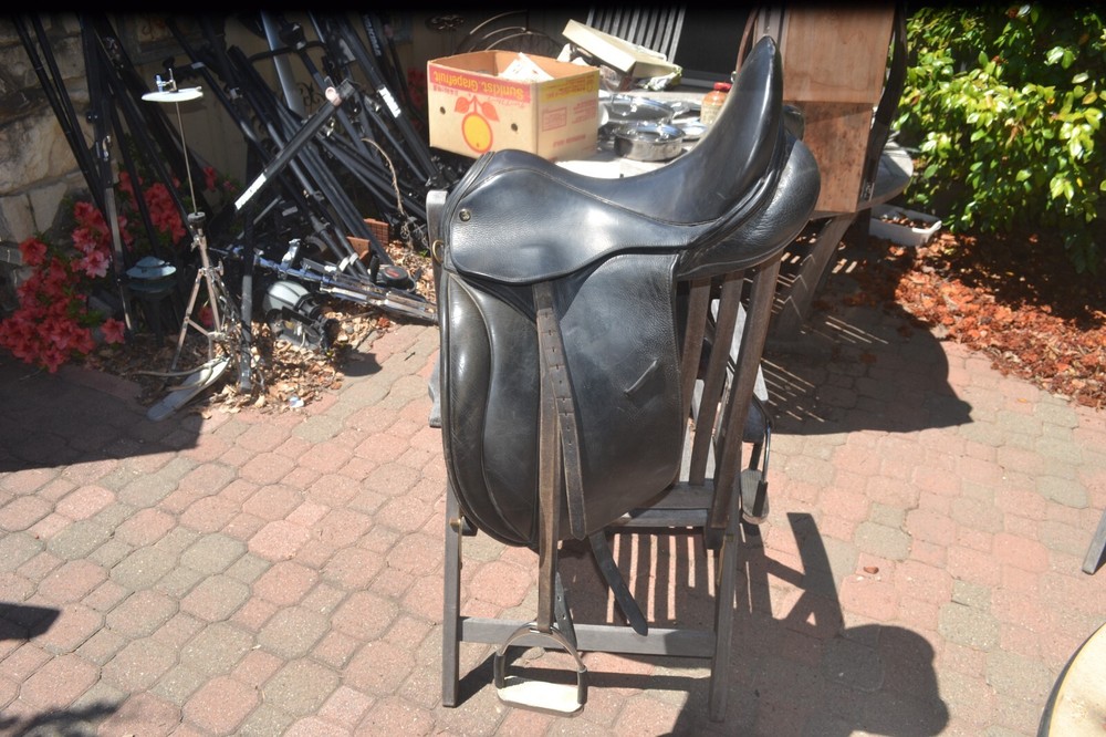 JRD DRESSAGE SADDLE