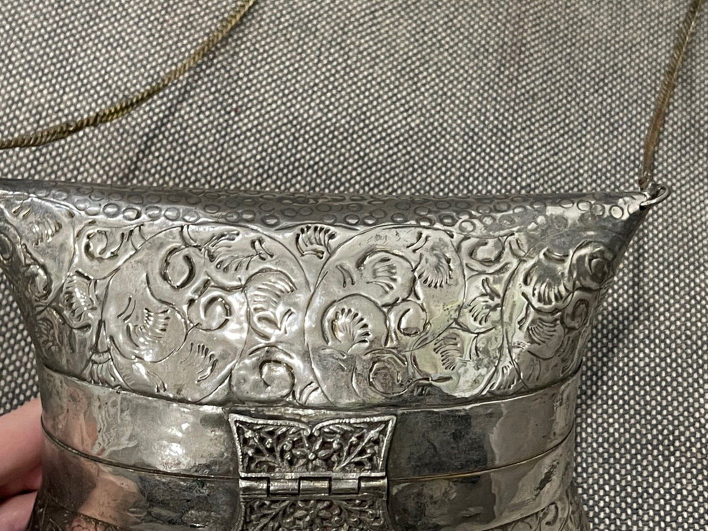 Vintage Antique Silver Played Coin Purse / Pillow Purse w/ Scrolling Design