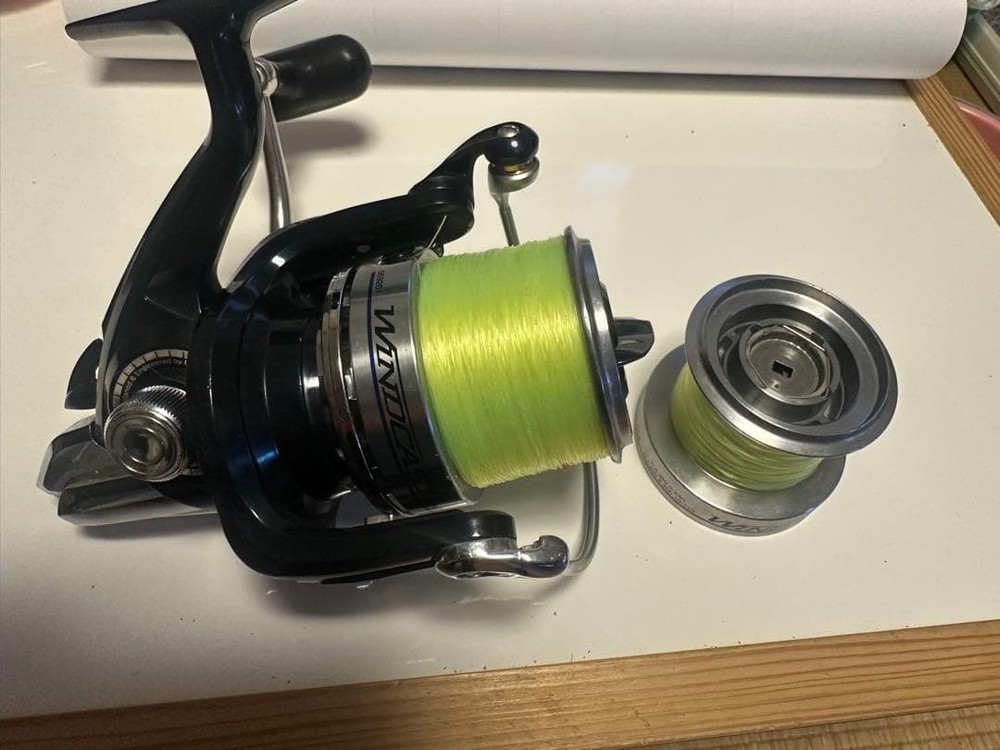 Windcast with spare spool