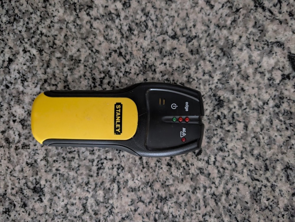 Stanley Stud Finder Plastic Yellow Black with LED Indicator Sensor Tool