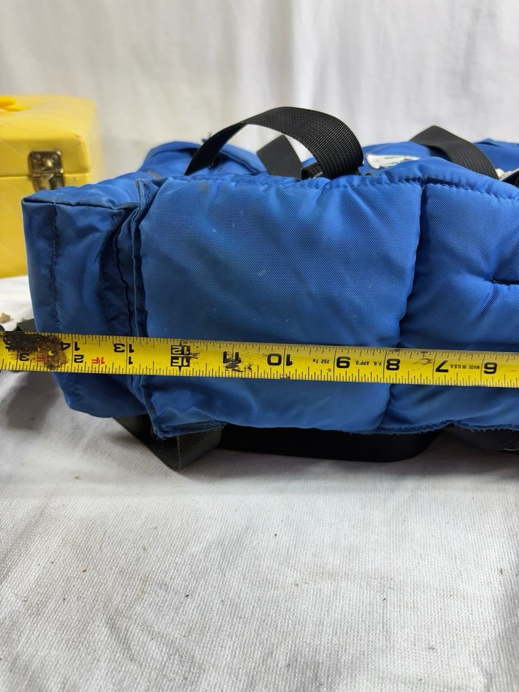 Vintage Ultimate Experience Camera Skiing Hiking Backpack Blue