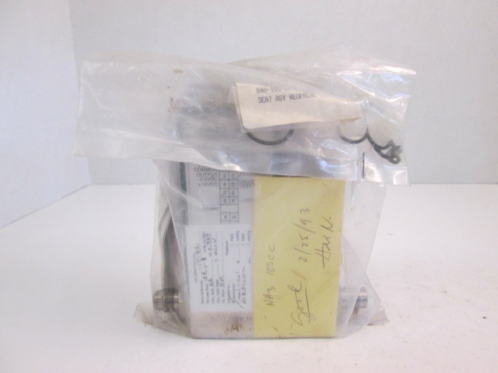 Unit UFC-1100 Mass Flow Controller, NH3, 100 SCCM, Used