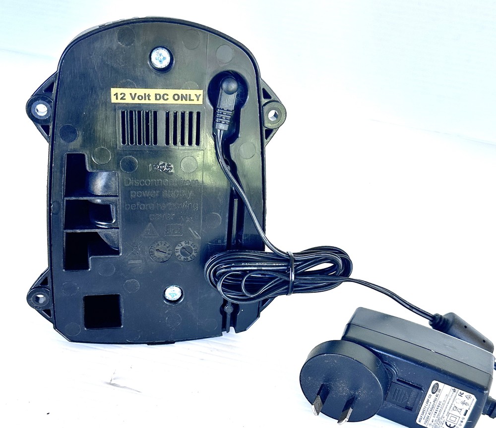 Wolf RC-212 AC/DC Quick Charger AC/DC Input