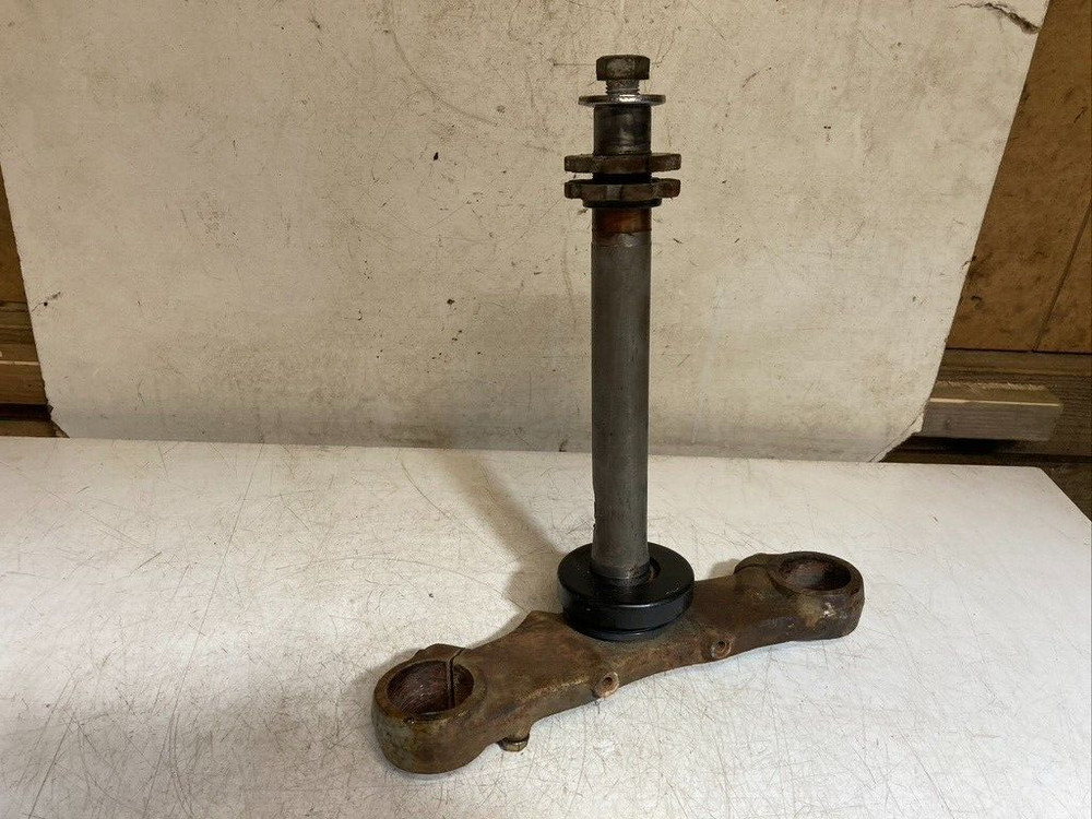 Kawasaki EN 500 Steering Yoke Bottom