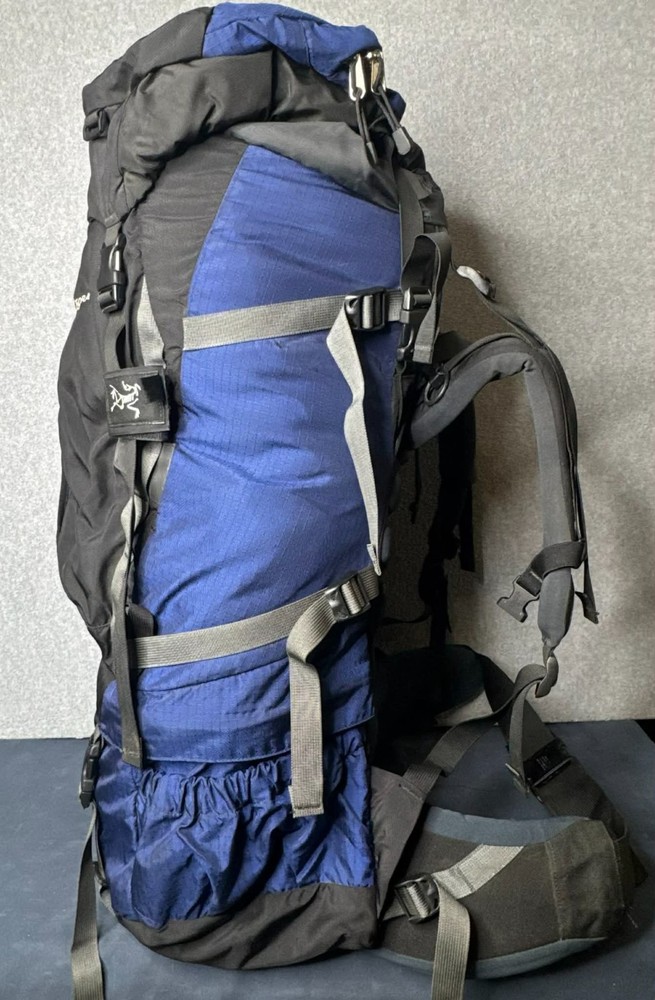 Arc'teryx Bora 75 Backpack Hiking Camping Internal Frame Black Blue Large Pack