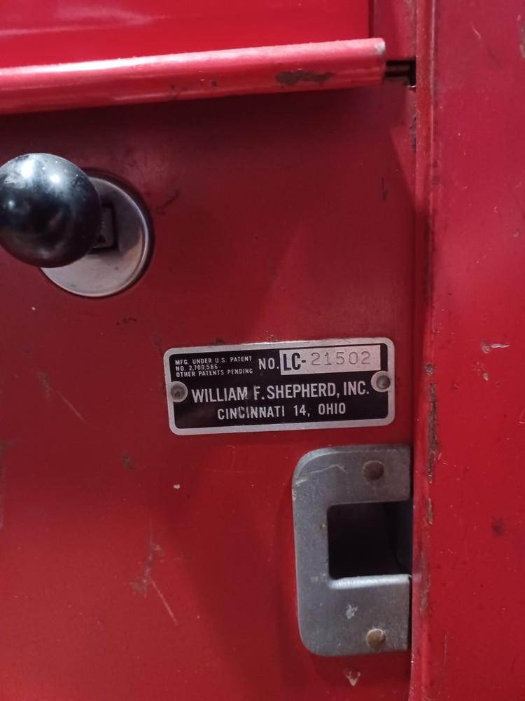 Original 1940's Tom's Vending Machine