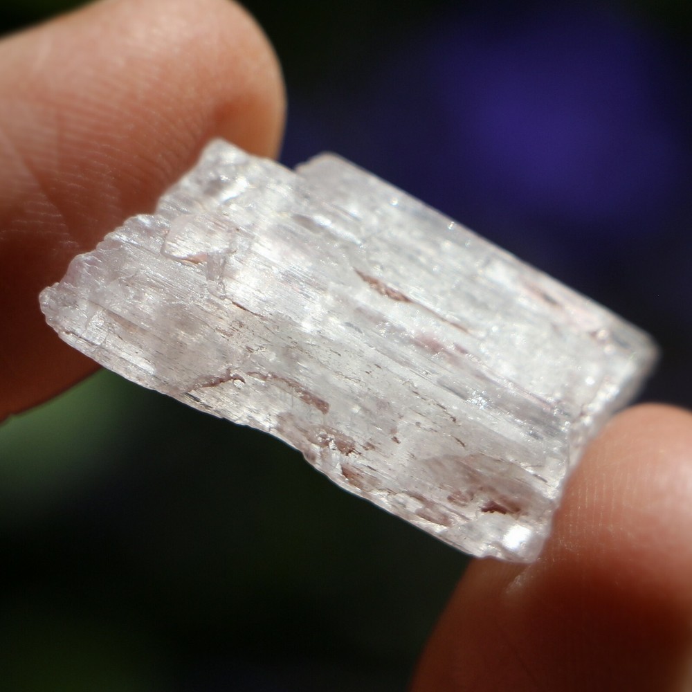 Mineral Specimen: Kunzite (KNZ95)
