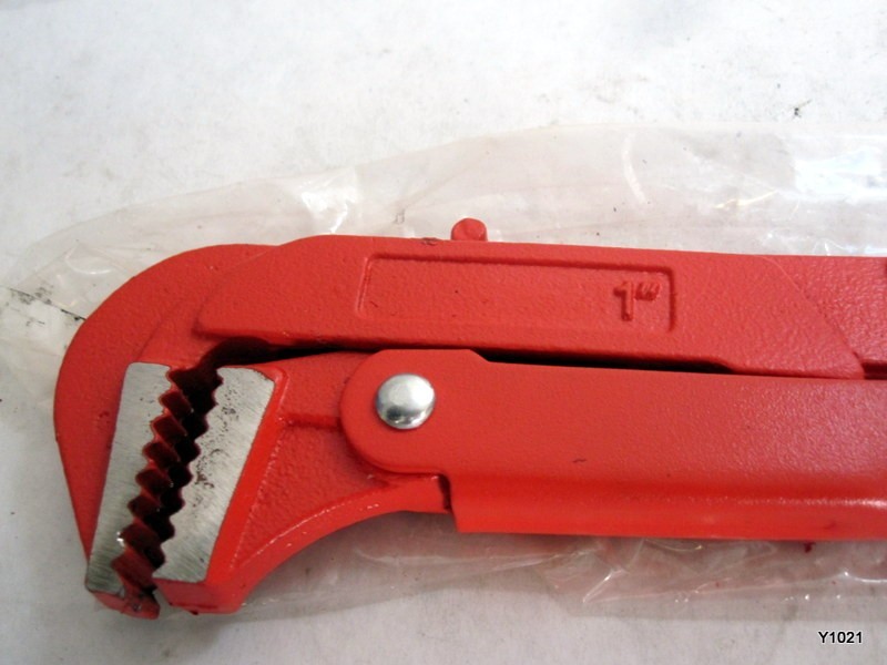 1" Swedish Pattern Pipe Wrench.12in