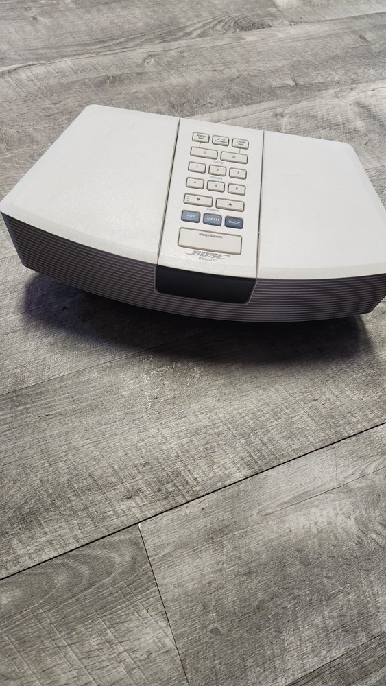 BOSE (READ WORKING) Wave Radio Model AWR