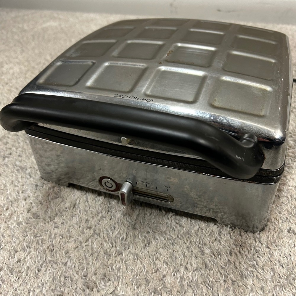 Michael Graves Waffle Maker Design 4 Slice Silver Chrome TSK-2926BW Modern