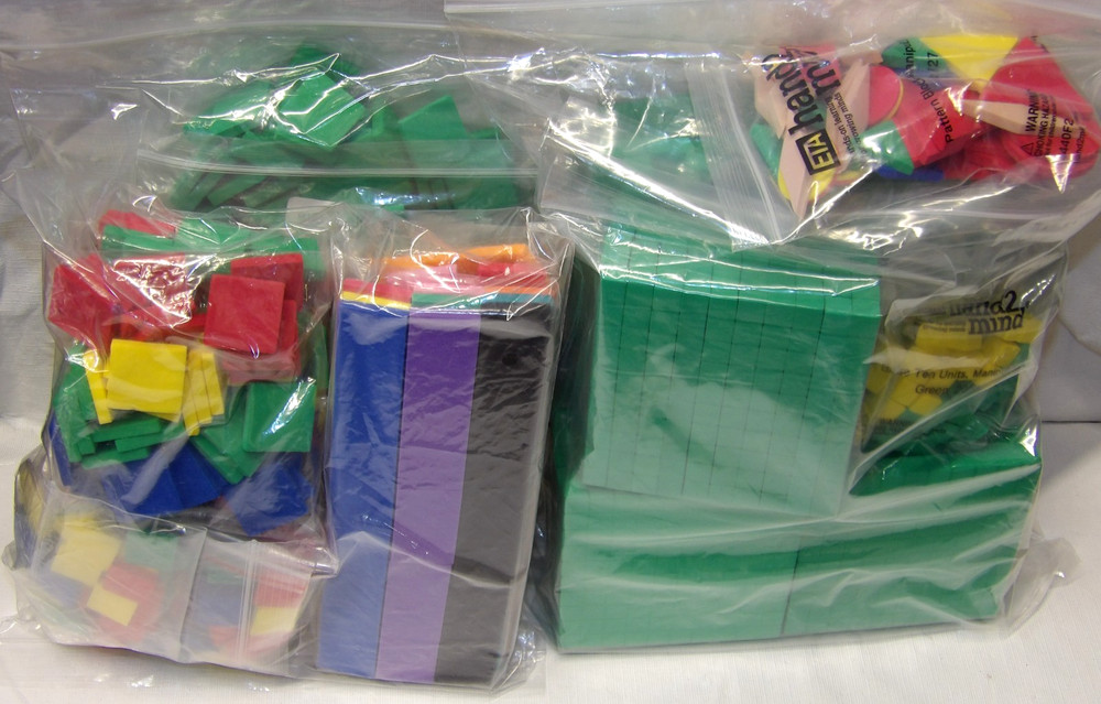 Math Manipulatives• Foam• 1700+ Pcs.• Various Math Sets w/ Extra Pieces!•