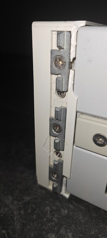 Agilent E3631A Triple Output Power Supply