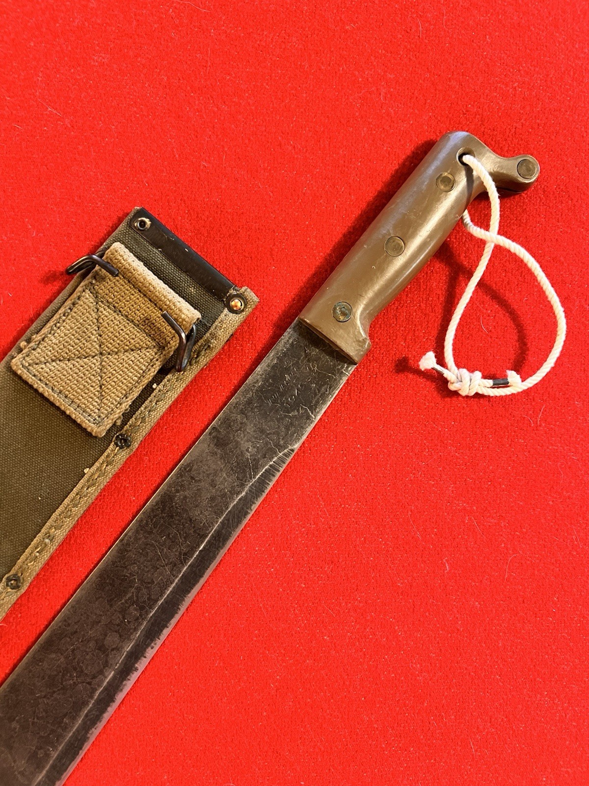 WWII Machete M1942 "TRUE TEMPER 1945")& NOS Unissued "Transitional" Scabbard!