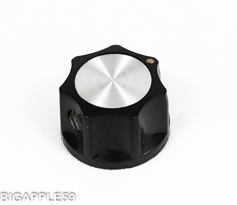 Drake TR-7 TR7 Transceiver R7 Receiver Small Control Knob Graded #1