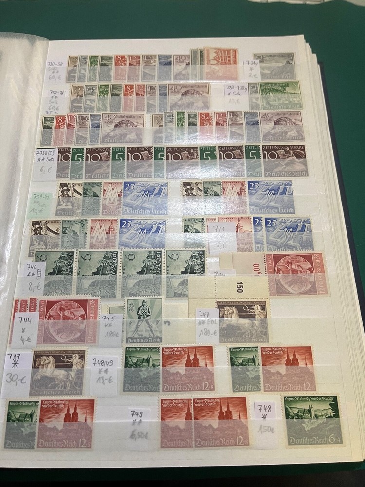 50 different DR mint or with fold, + a certified stamp!!!