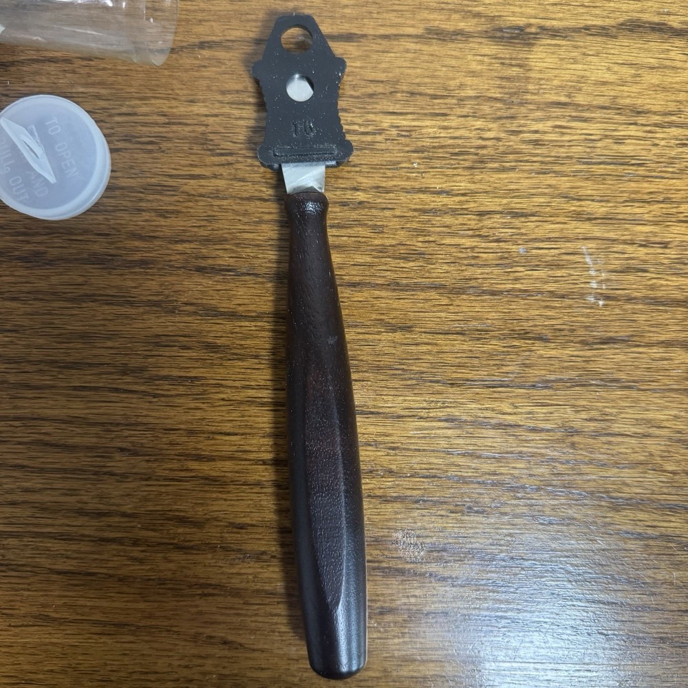UTW Striking Knife