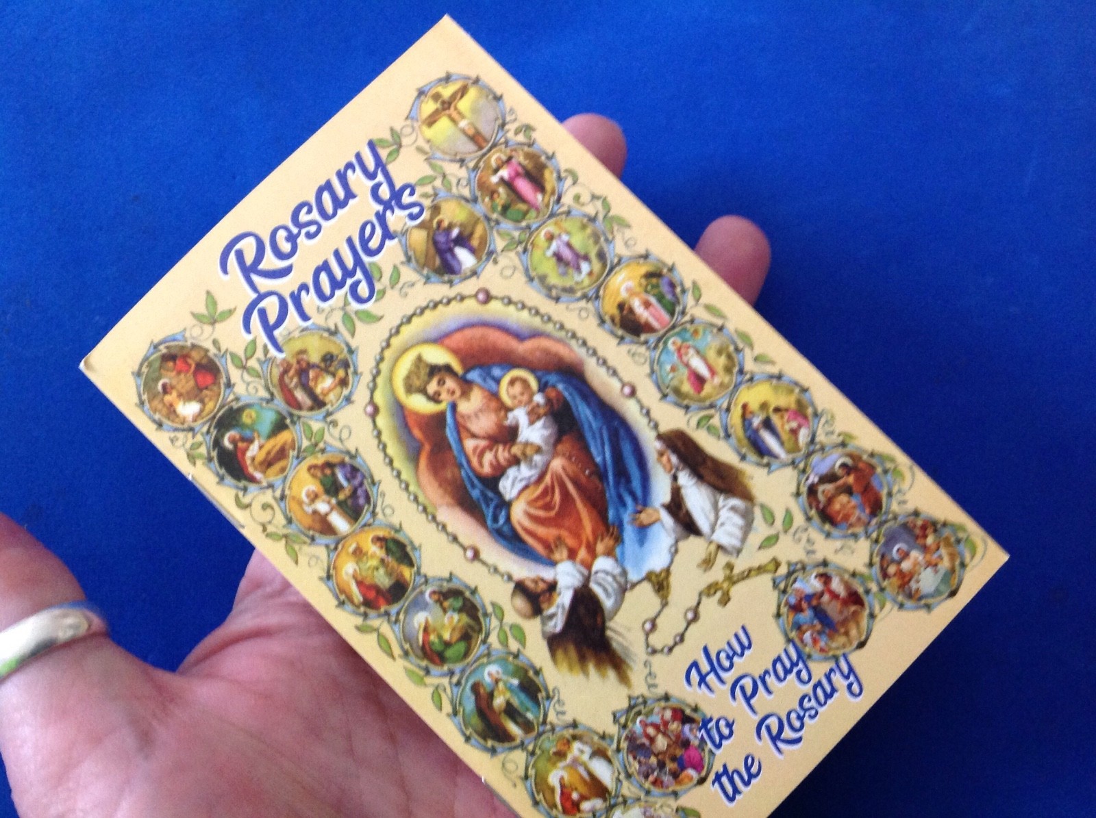 Rosary PRAYER Book How to Pray the Rosary 53 pages color history of the Rosary