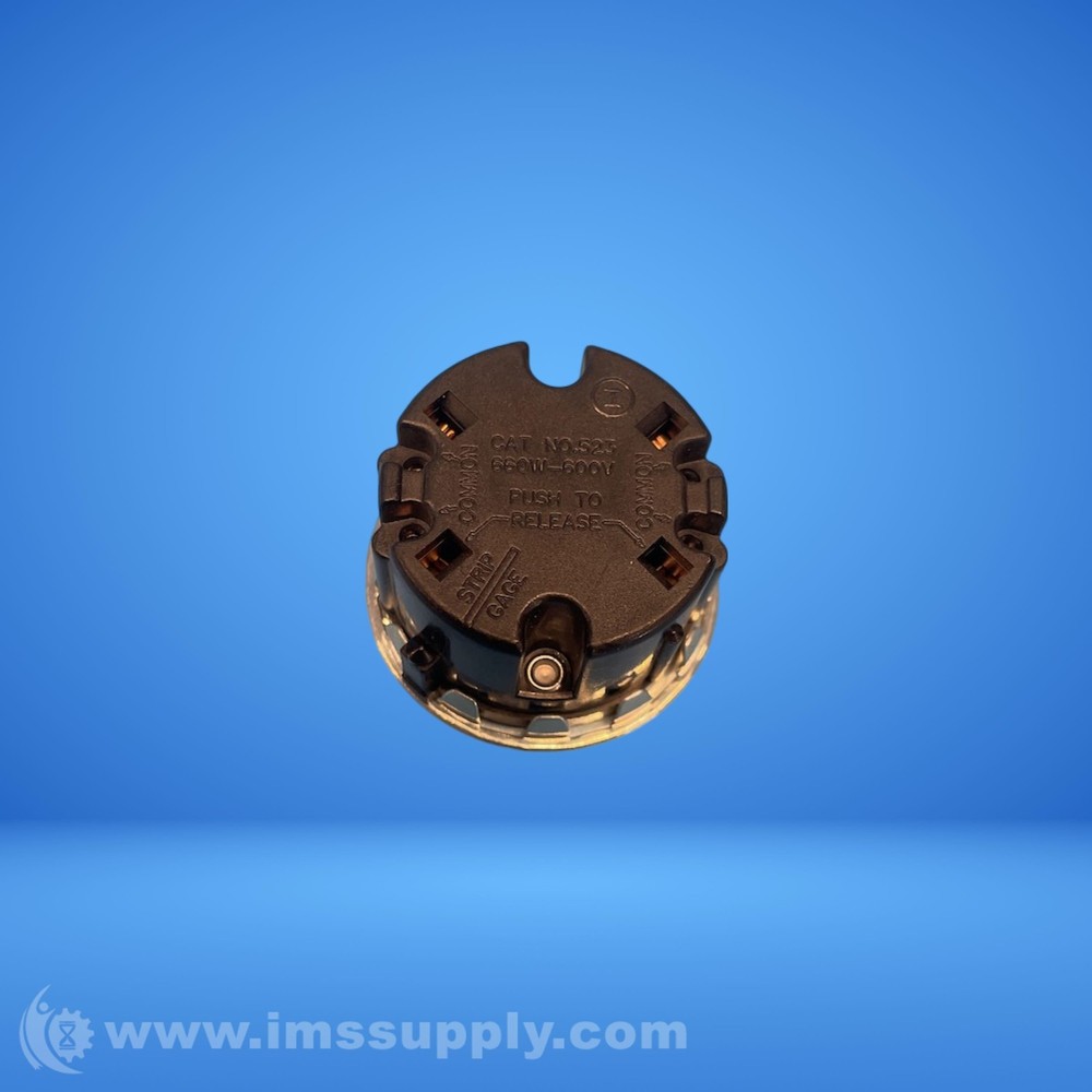 Leviton 523 Fluorescent Lampholder FNIP