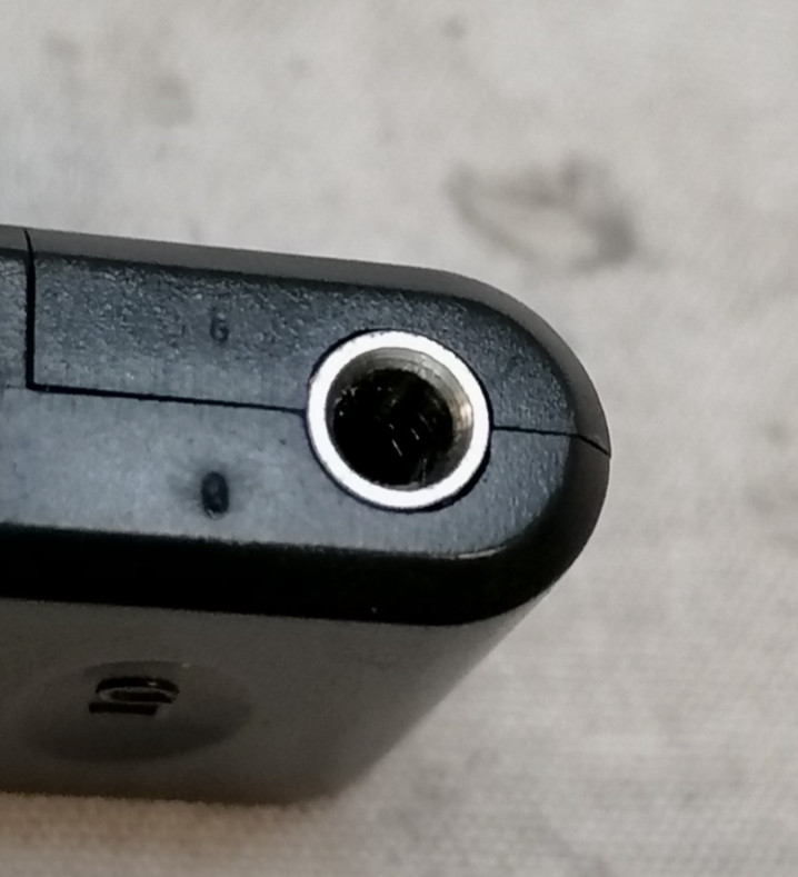 Jupiter Jack 2.5mm FM Transmitter