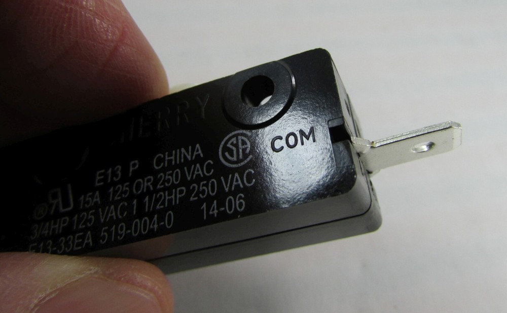 Lot 2 Cherry E13 15A Normally Open Snap Action Pushbutton MicroSwitch 125VAC/250