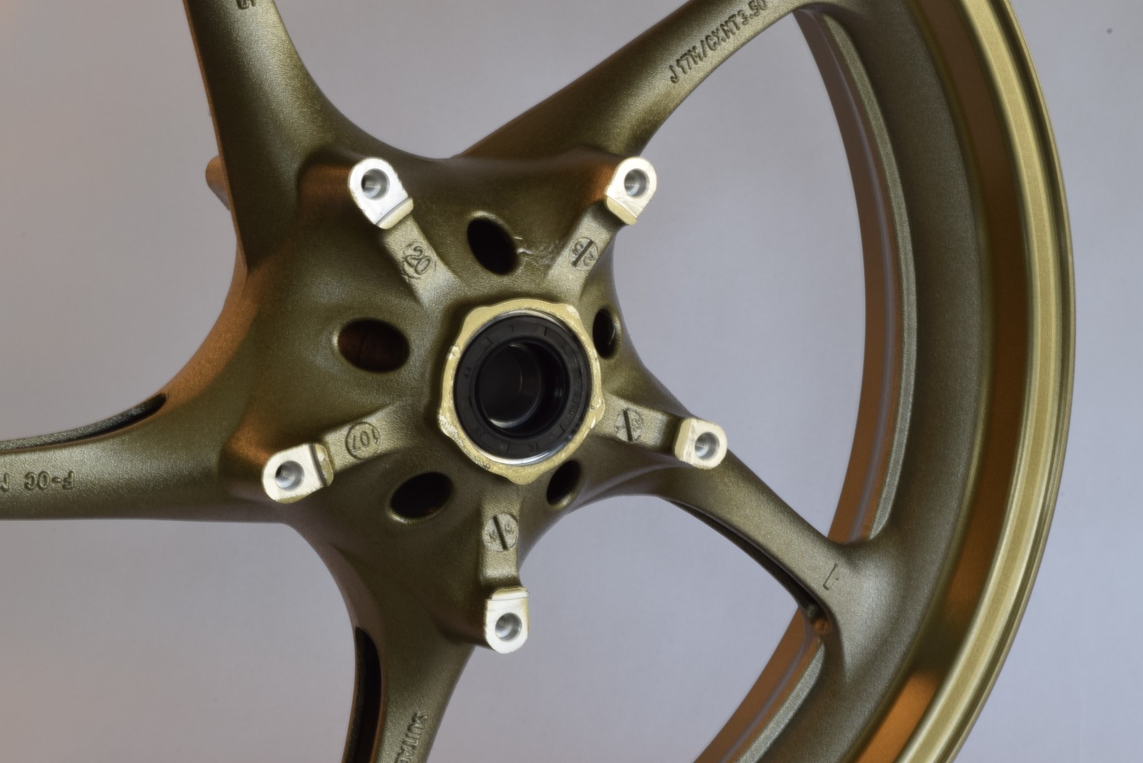 NEW GLOSS BRONZE Front Wheel Yamaha 2004-2012 R1, 03-12 R6, 06-09 R6S & FZ1 Rim