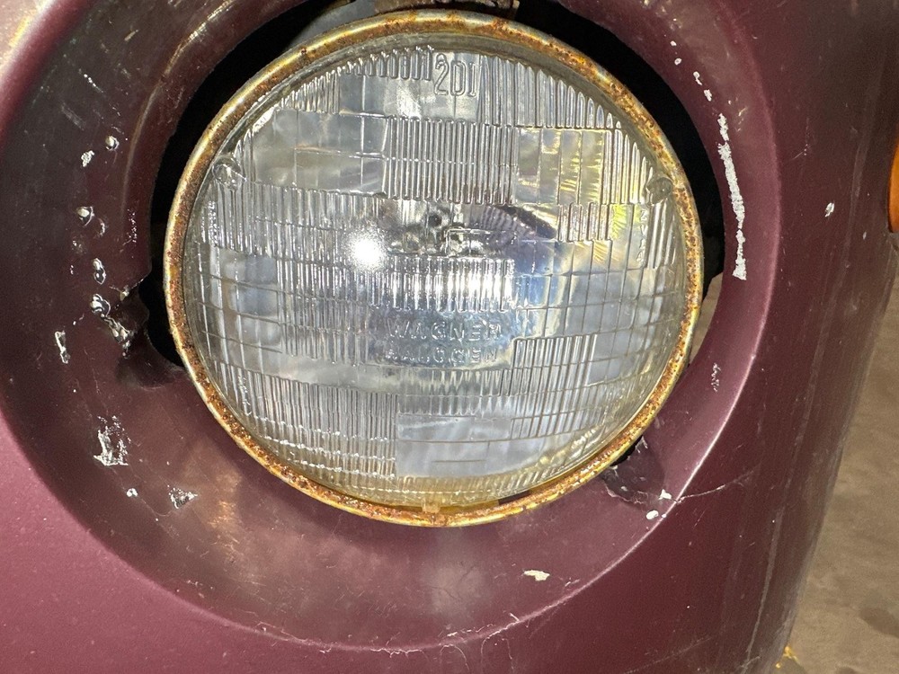 1997-2010 Kenworth T2000 Left/Driver Headlamp - Used