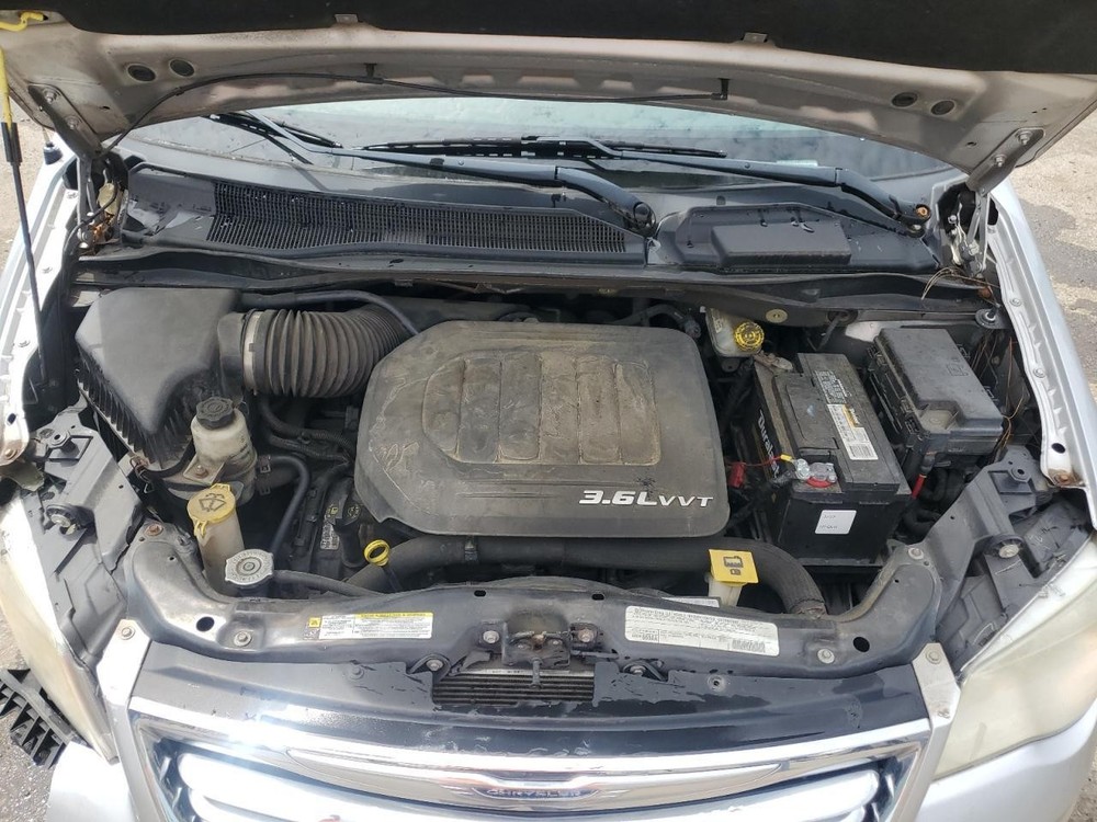 Used Blind Spot Detection System Warning Control Module fits: 2012 Chrysler Town