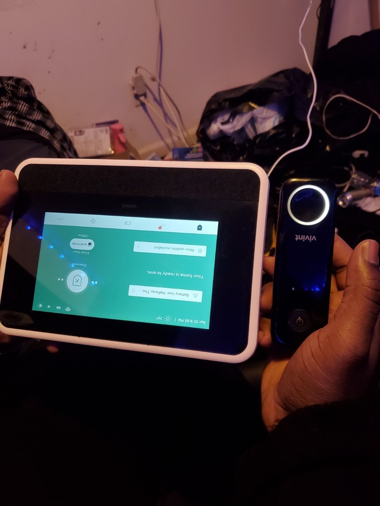 Vivint Home Security System Bundle- Smart Hub Control Panel With Doorbell Camera